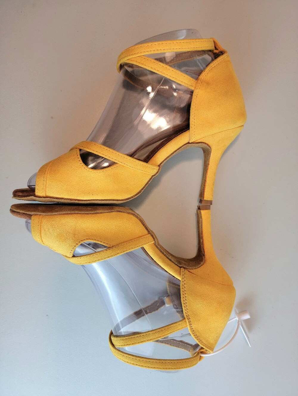 Suede Salsa Latin Dance Shoes Yellow, Strappy, 3.25" Heel, Dance and Sway 7-7.5 - Picture 4 of 12